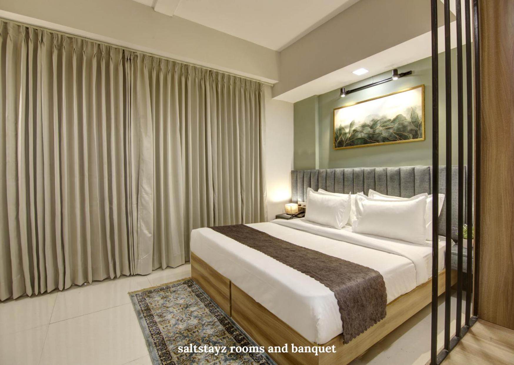 Saltstayz Premier Executive Serviced Apartment - Golf Course Extension Road Gurgaon Ngoại thất bức ảnh