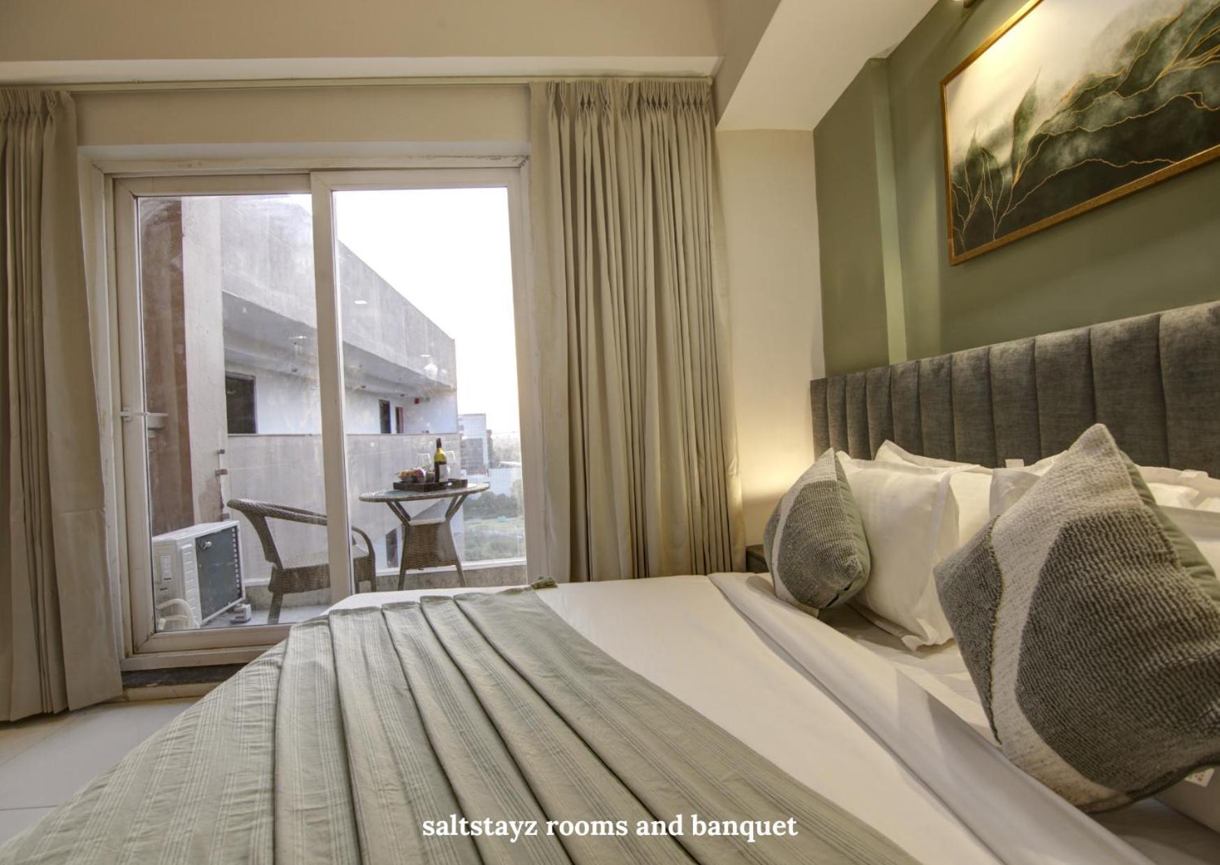 Saltstayz Premier Executive Serviced Apartment - Golf Course Extension Road Gurgaon Ngoại thất bức ảnh